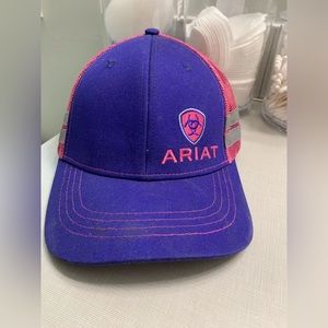 Ariat hat, never worn.